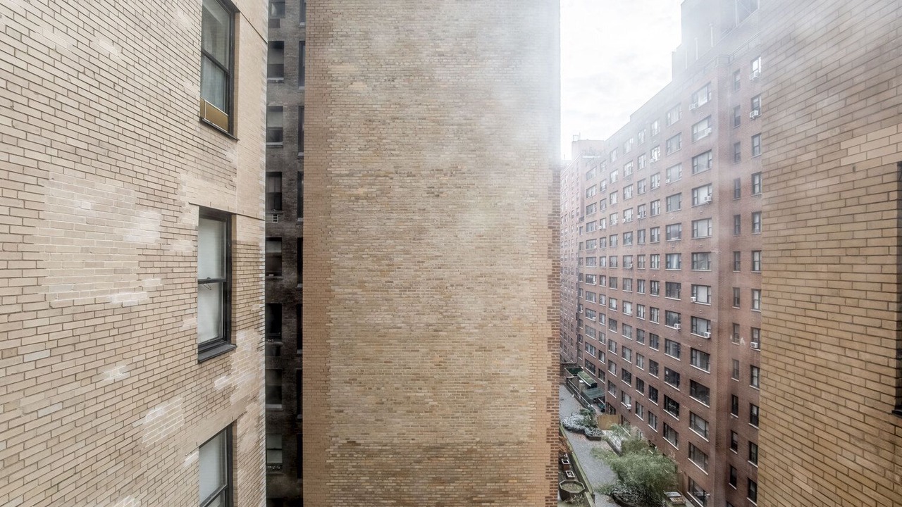 Photo of Others in Sutton Place