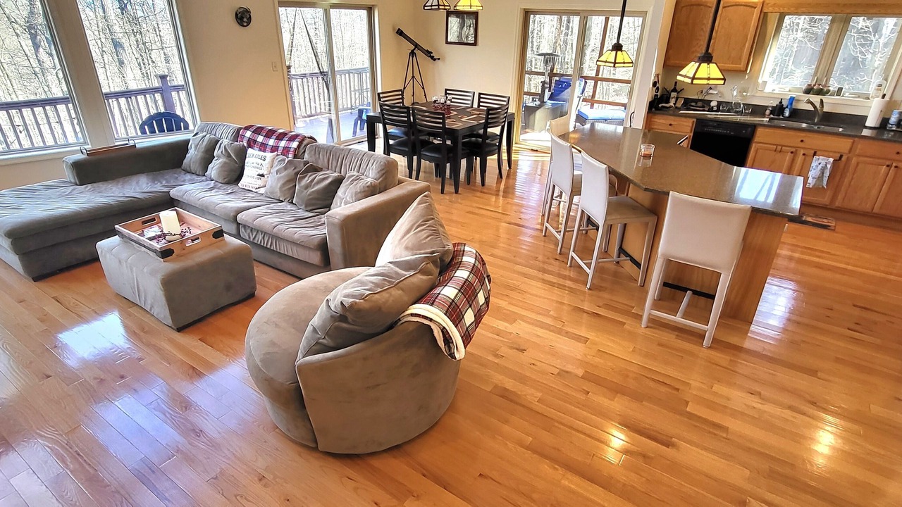 Photo of Livingroom in The Woods