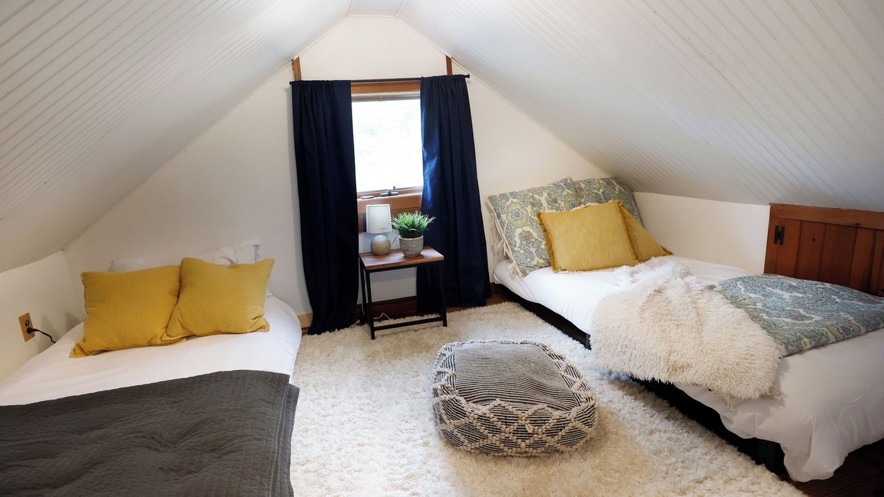 Photo of Bedroom in Mount Marion