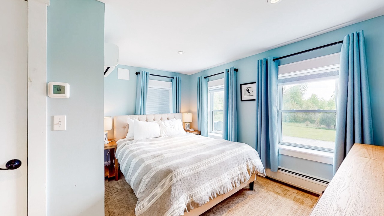Photo of Bedroom in Waterbury Center