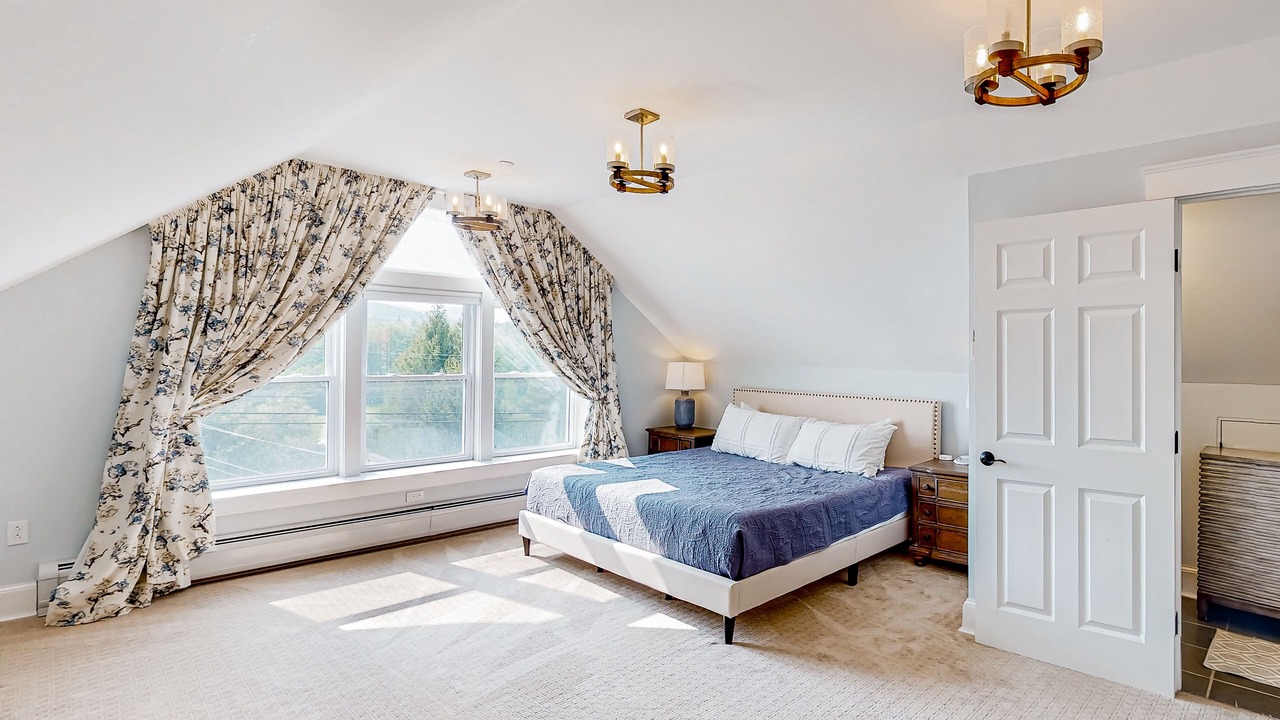 Photo of Bedroom in Waterbury Center