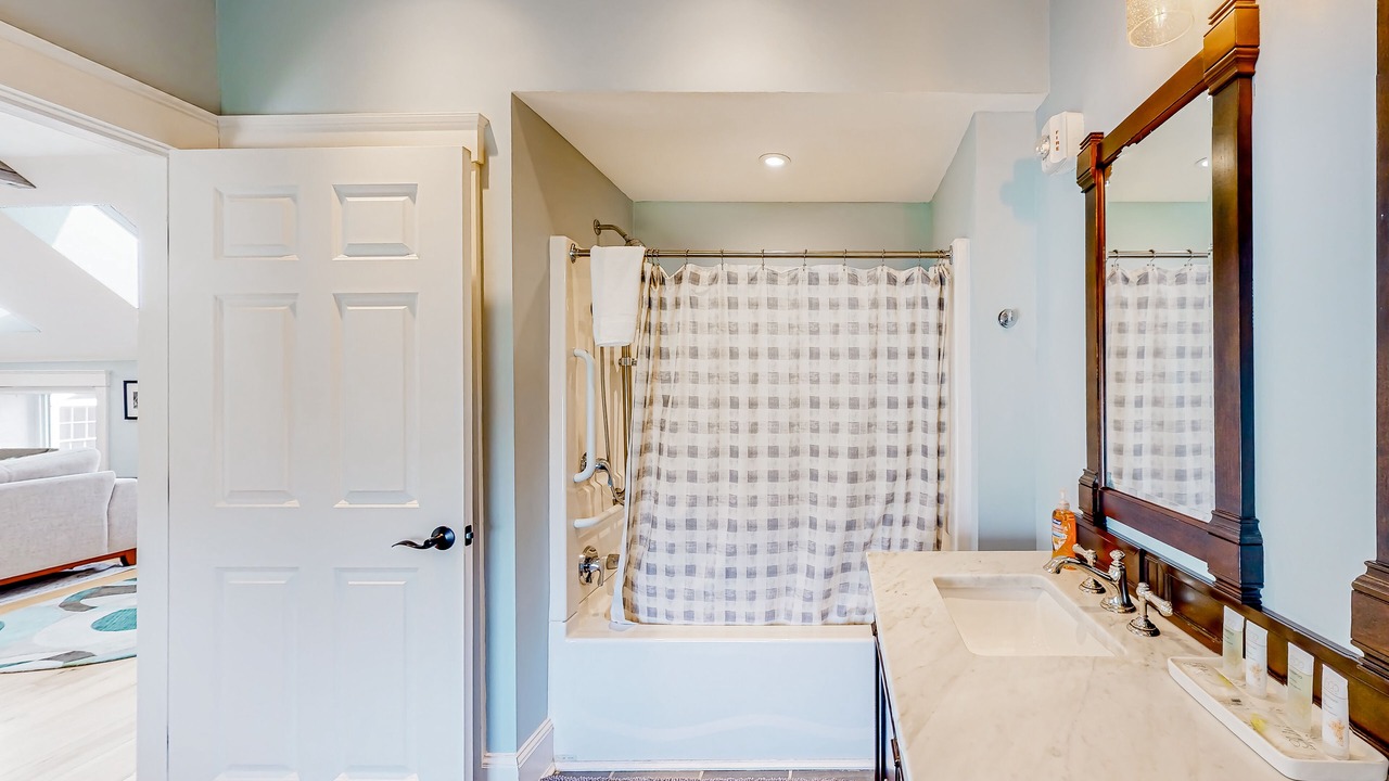 Photo of Bathroom in Waterbury Center