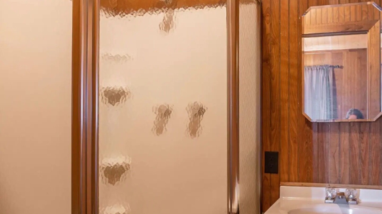 Photo of Bathroom in Winnie