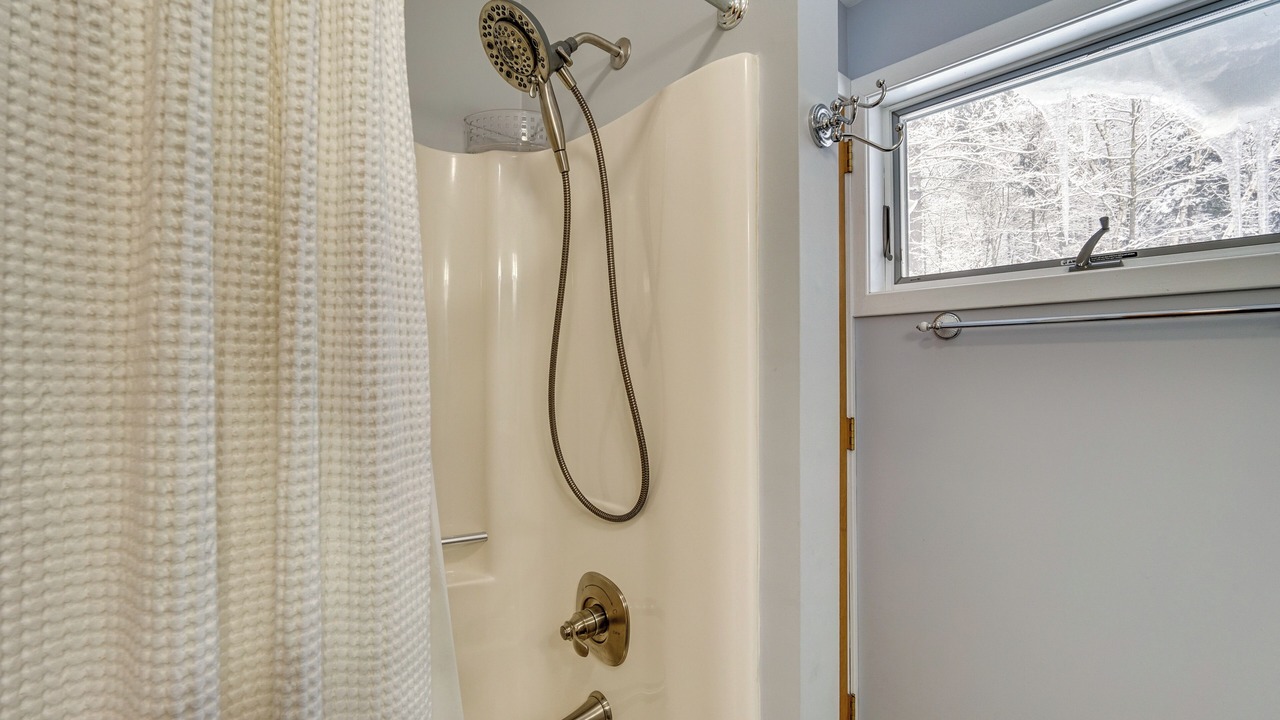 Photo of Bathroom in Wardsboro