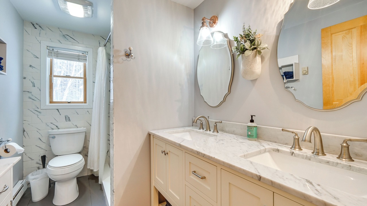 Photo of Bathroom in Wardsboro