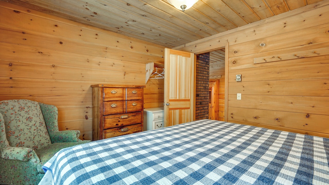 Photo of Bedroom in Wardsboro