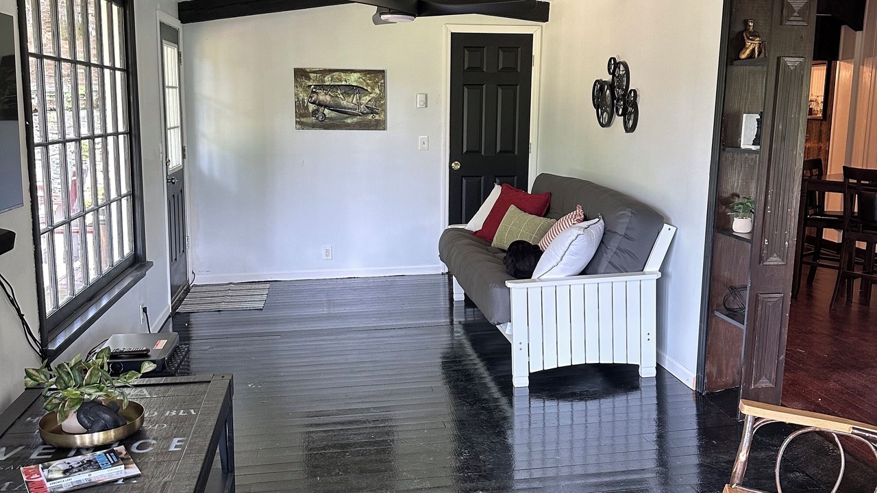 Photo of Livingroom in Lake Luzerne-Hadley