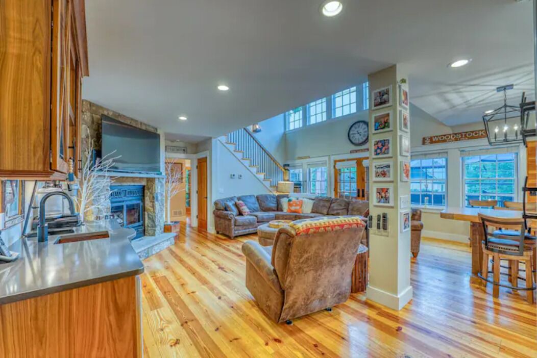 Photo of Livingroom in North Woodstock