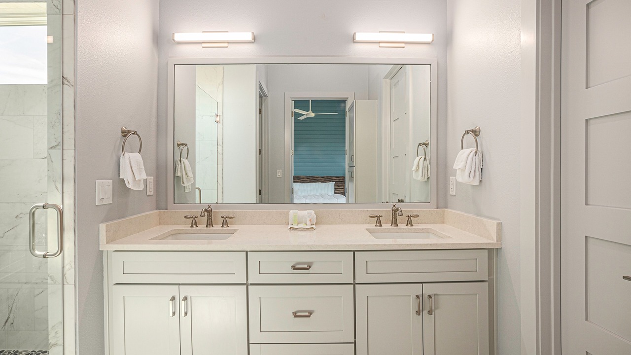 Photo of Bathroom in Port Bolivar