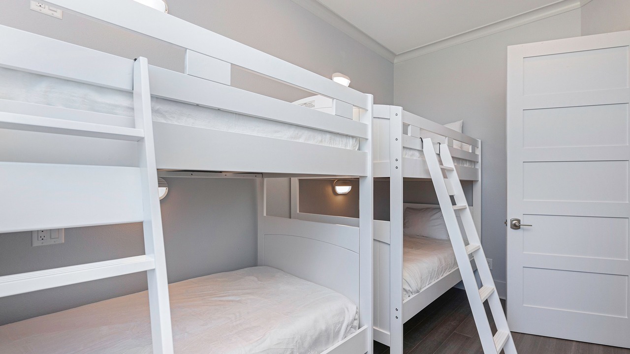 Photo of Bedroom in Port Bolivar