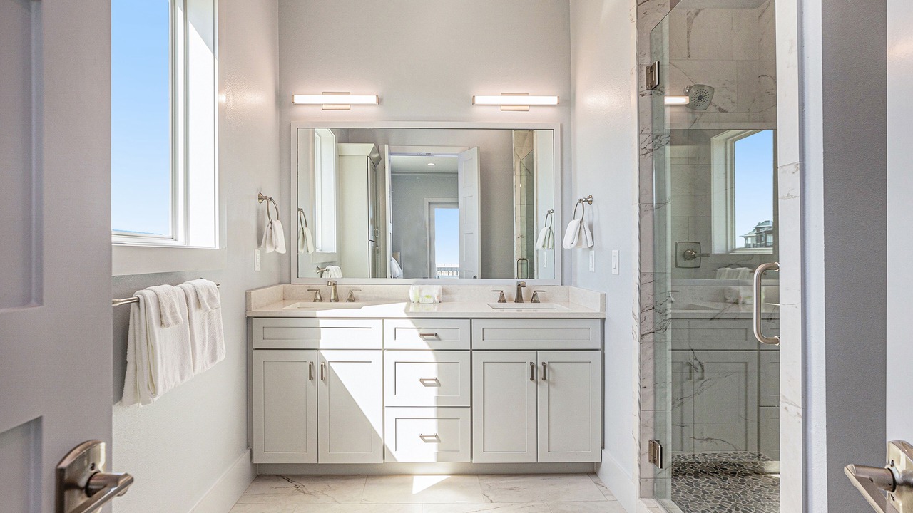 Photo of Bathroom in Port Bolivar