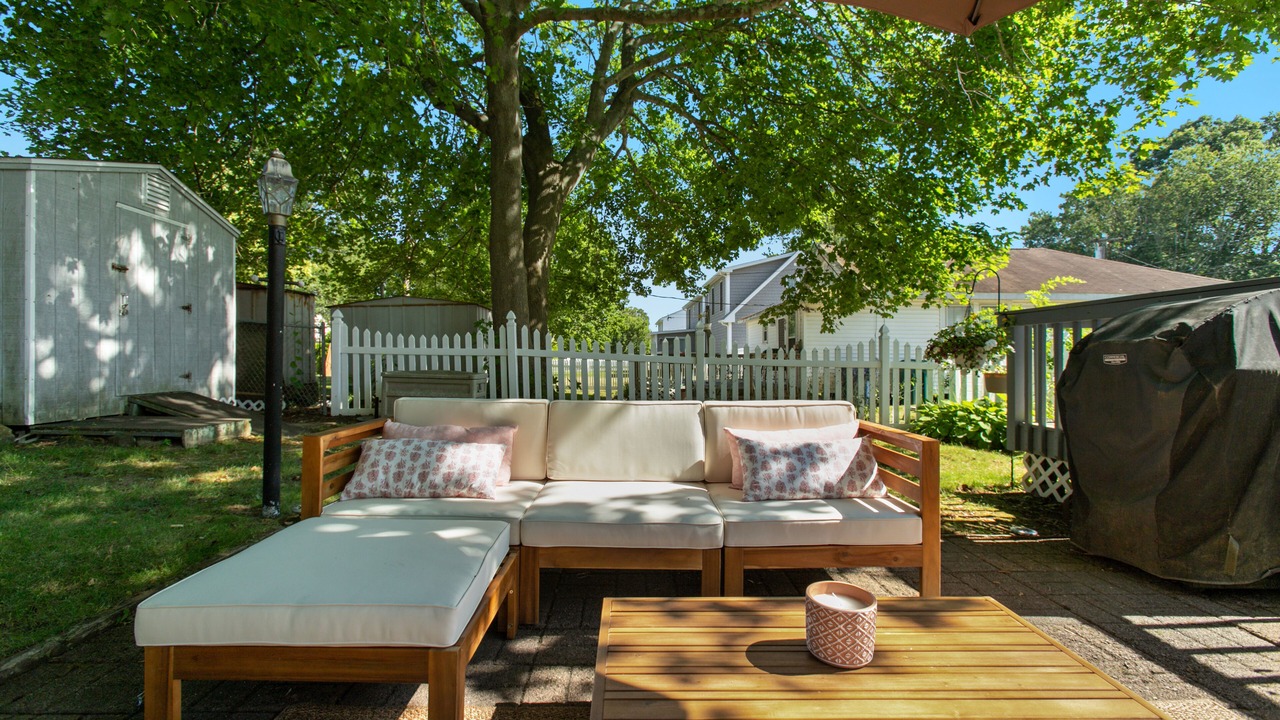 Photo of Patio Balcony in Old Lyme