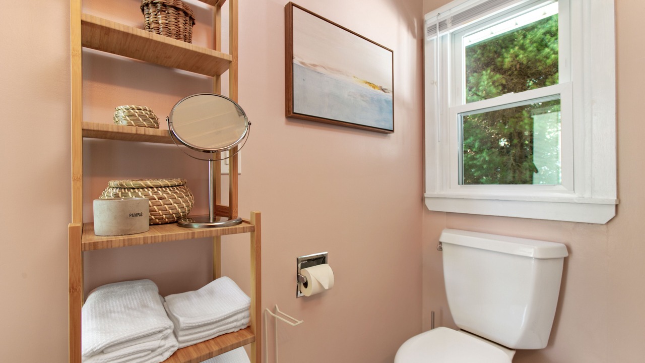 Photo of Bathroom in Old Lyme