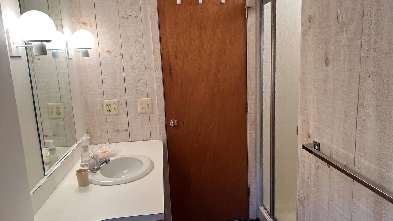 Photo of Bathroom in Forest Farms
