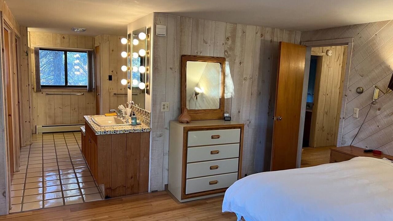 Photo of Bedroom in Forest Farms