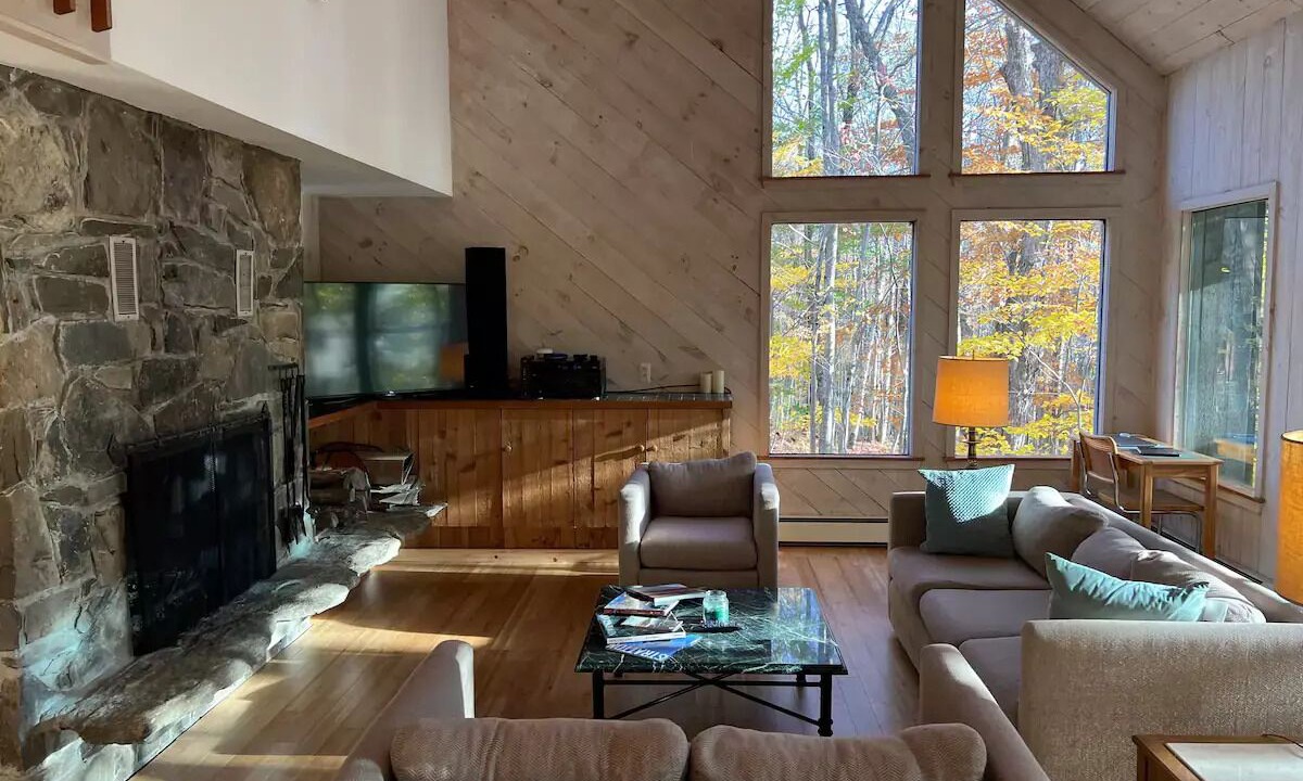 Photo of Livingroom in Forest Farms