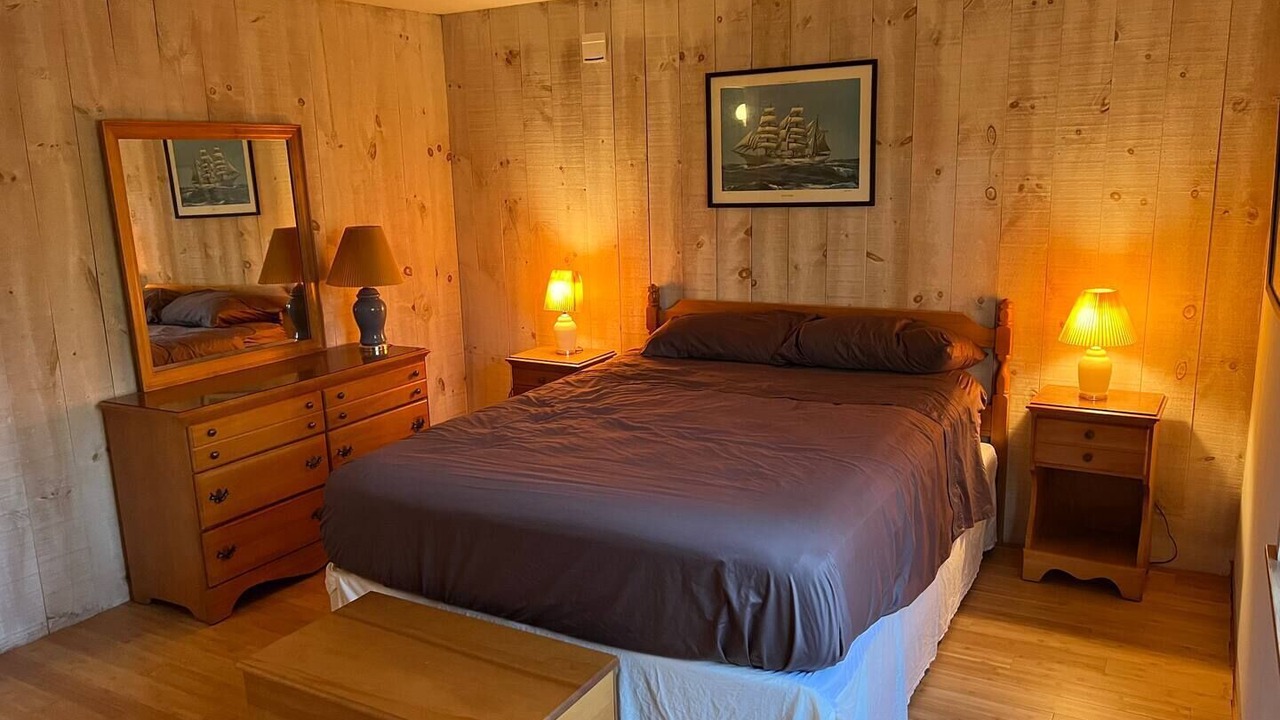 Photo of Bedroom in Forest Farms