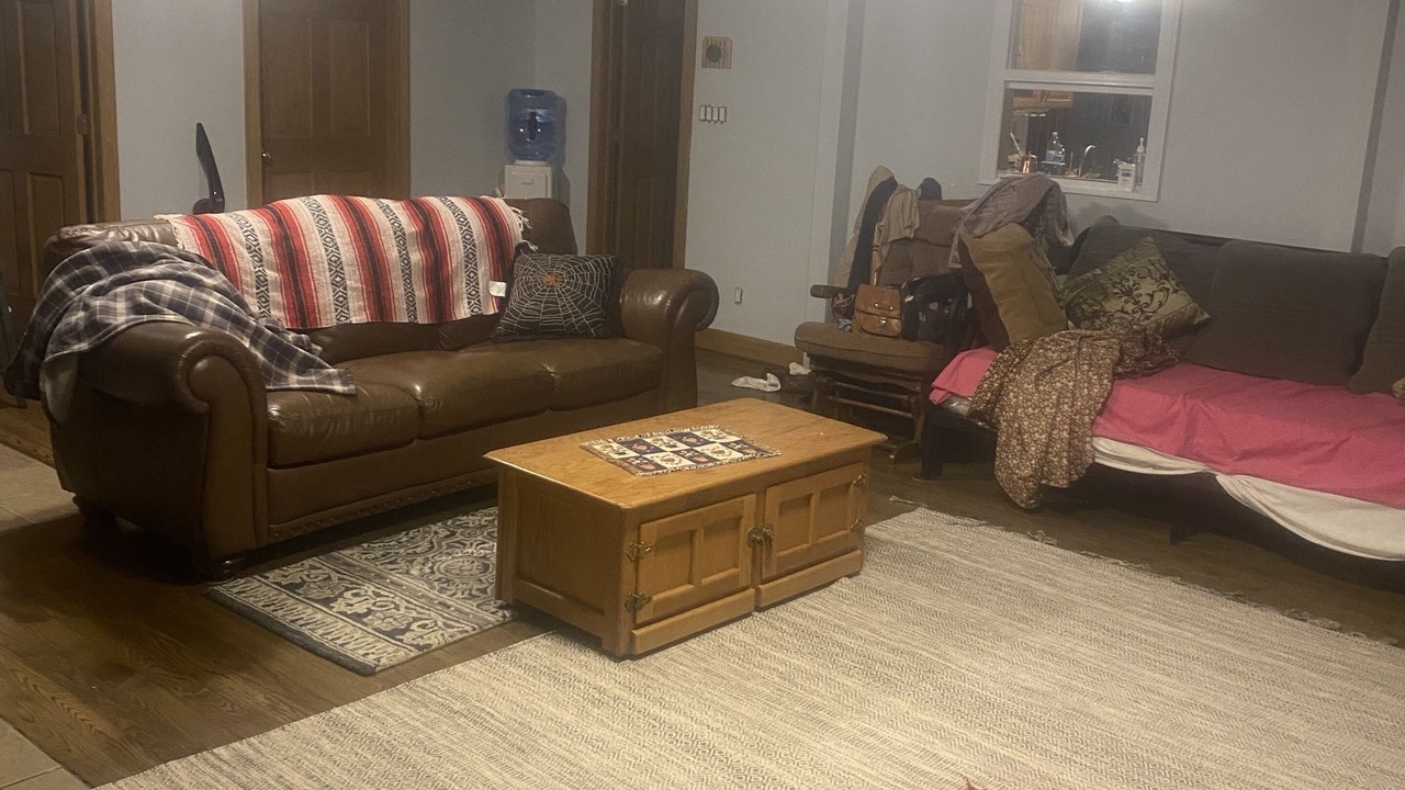 Photo of Livingroom in Town of Colchester