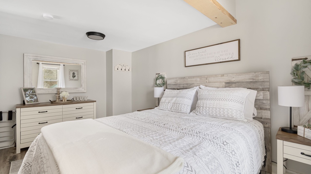 Photo of Bedroom in Conway