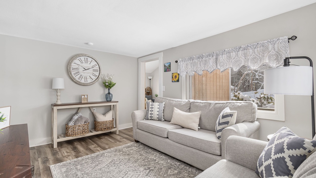 Photo of Livingroom in Conway