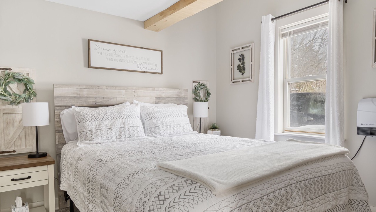 Photo of Bedroom in Conway