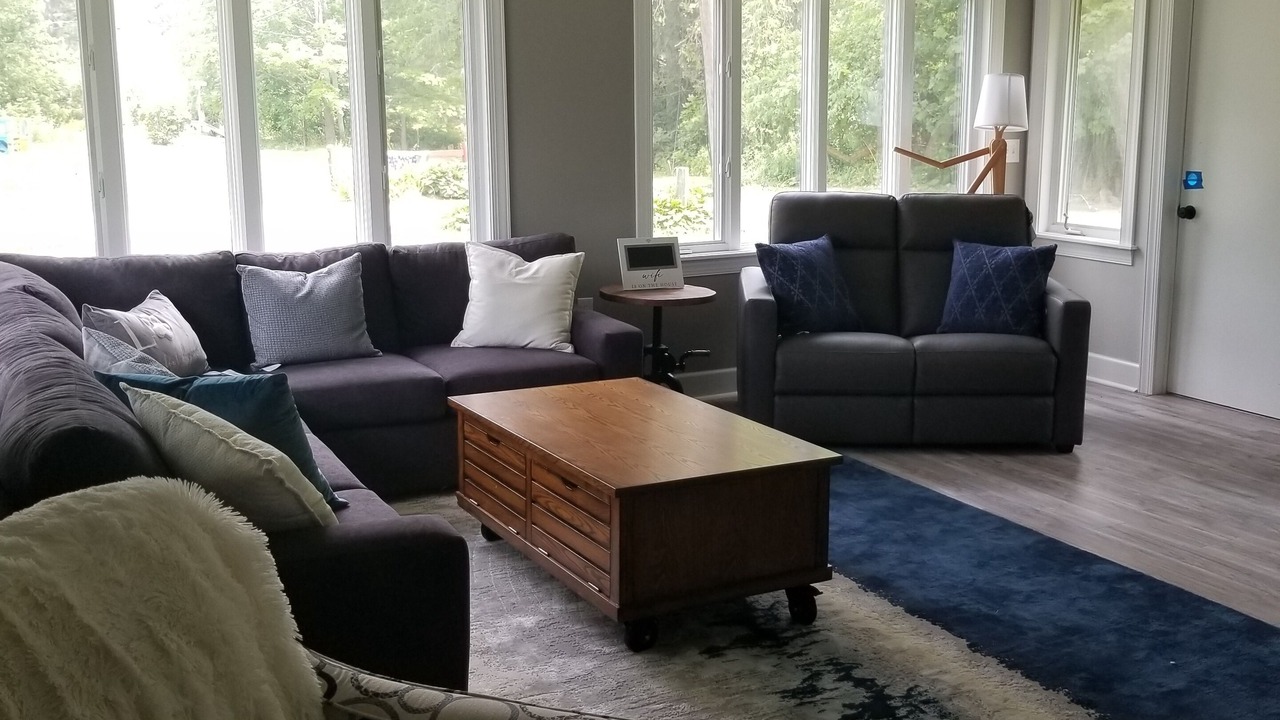 Photo of Livingroom in Lake Erie Beach