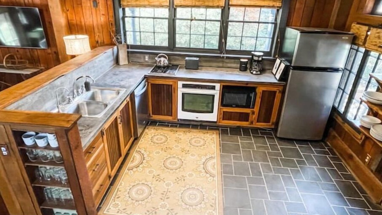 Photo of Kitchen in Batesville