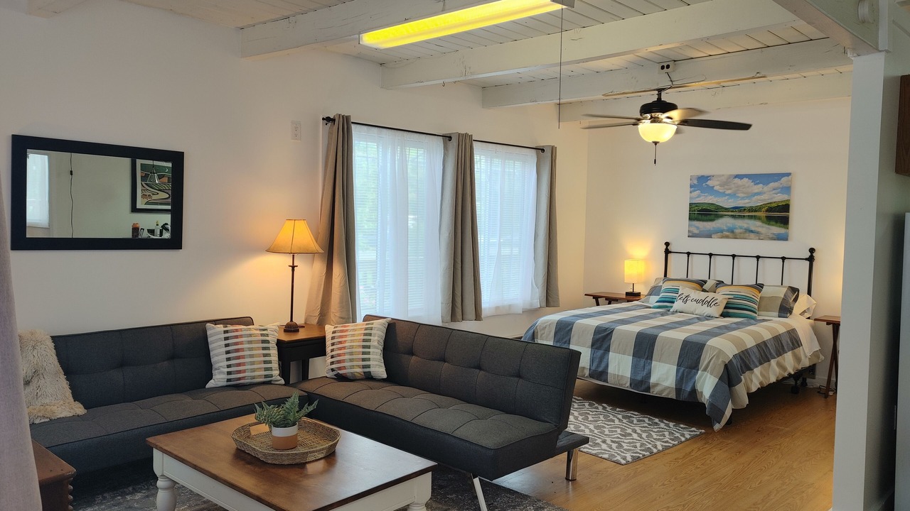 Photo of Livingroom in Margaretville