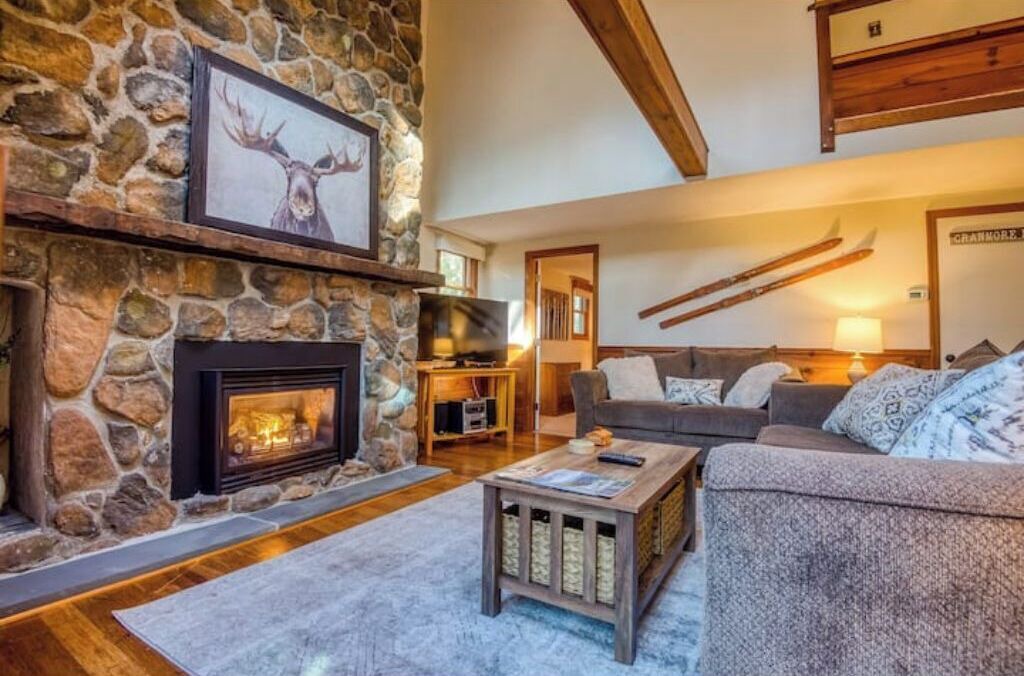 Photo of Livingroom in North Conway