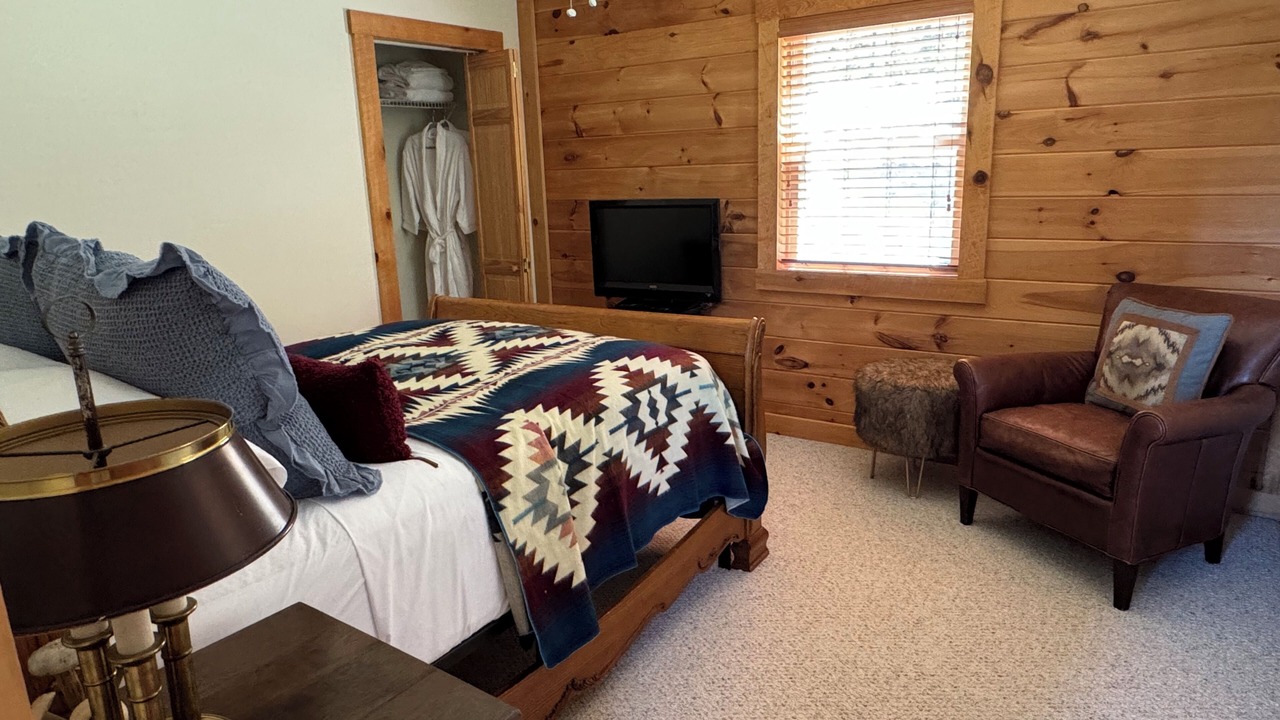 Photo of Bedroom in Wardensville