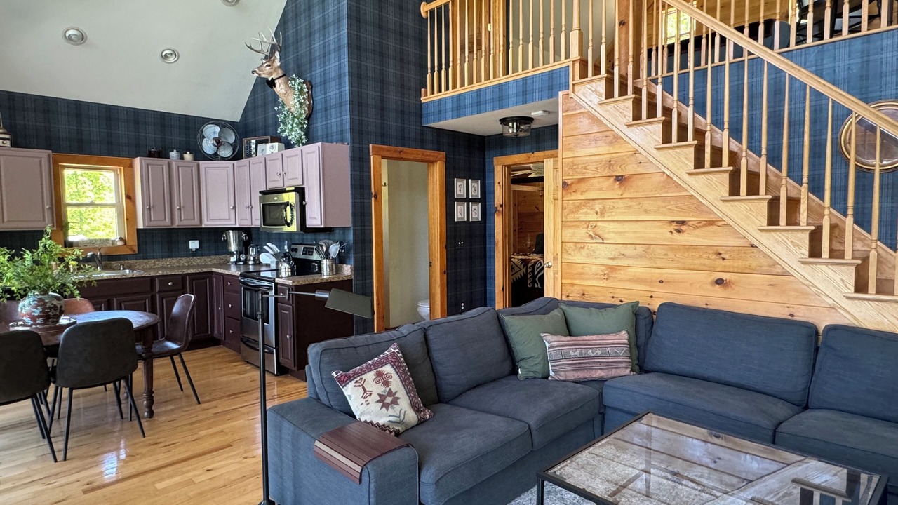 Photo of Livingroom in Wardensville