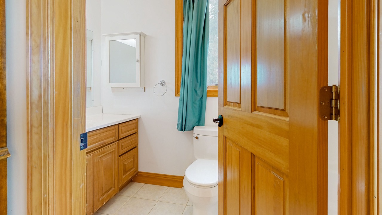 Photo of Bathroom in Malletts Bay