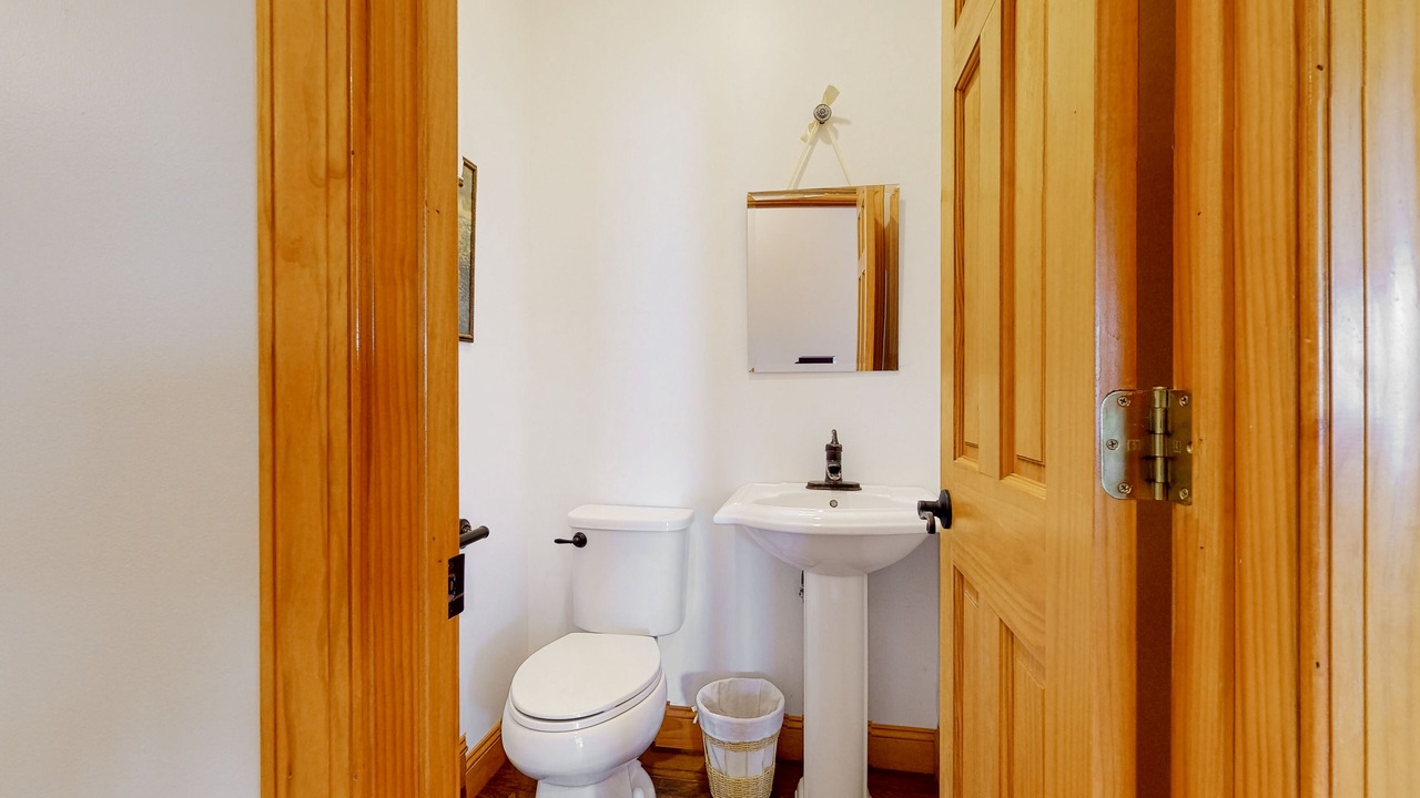 Photo of Bathroom in Malletts Bay