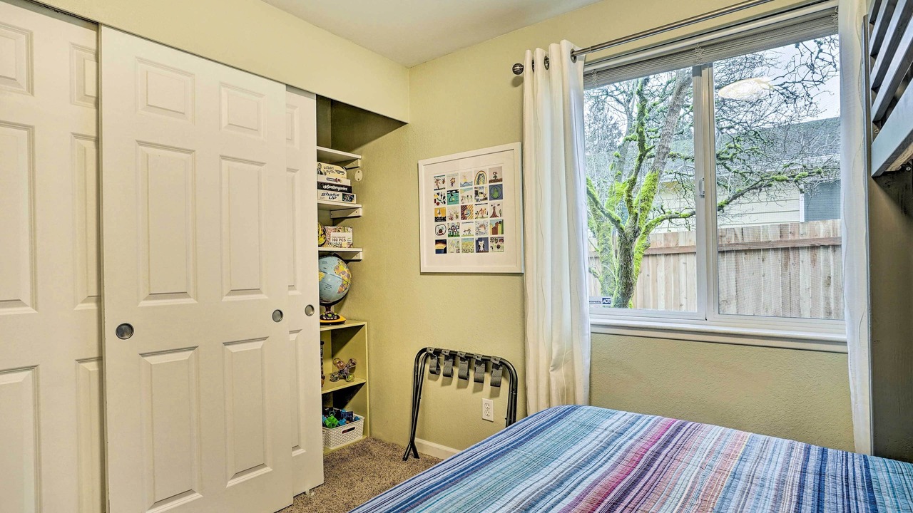 Photo of Bedroom in Picnic Point-North Lynnwood