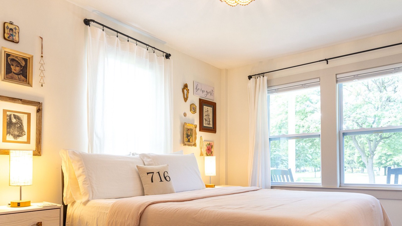 Photo of Bedroom in Youngstown
