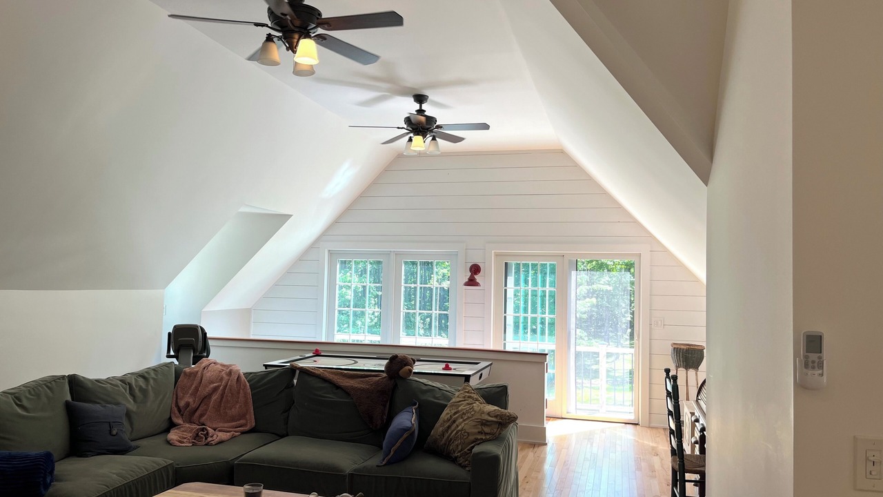 Photo of Livingroom in Pownal