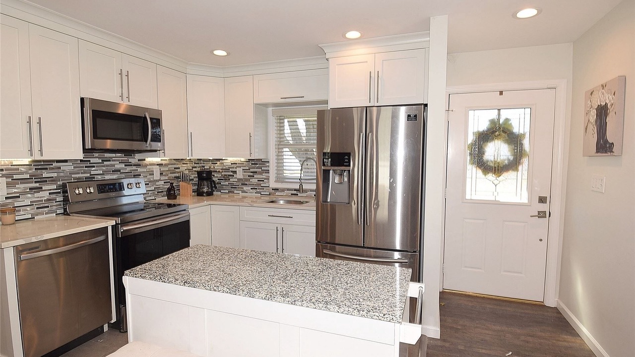 Photo of Kitchen in Hicksville