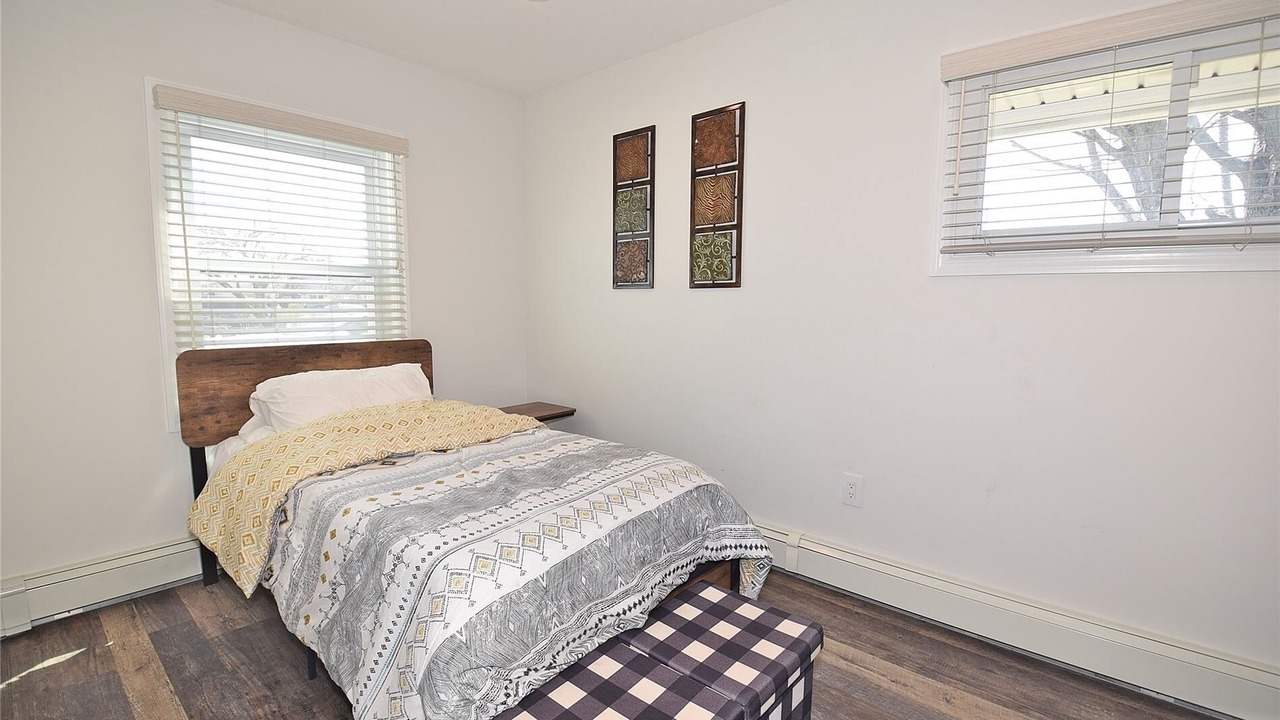 Photo of Bedroom in Hicksville