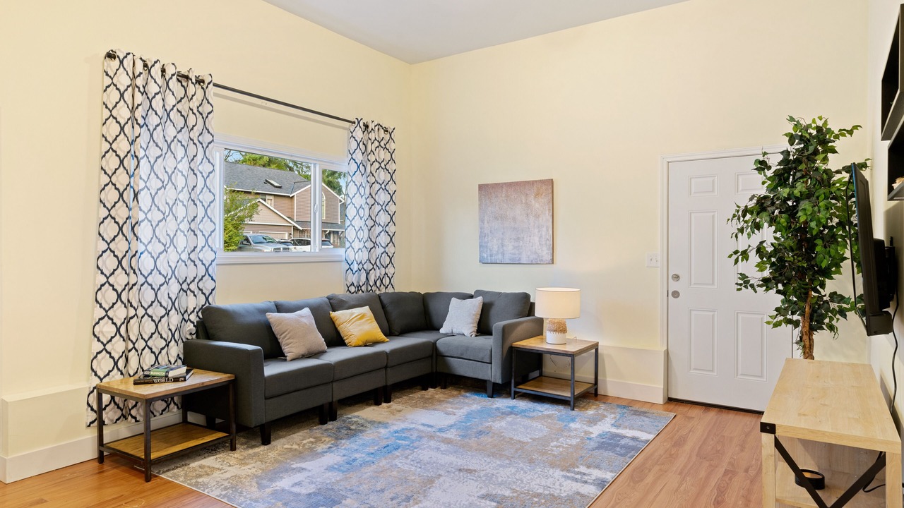 Photo of Livingroom in Kenmore