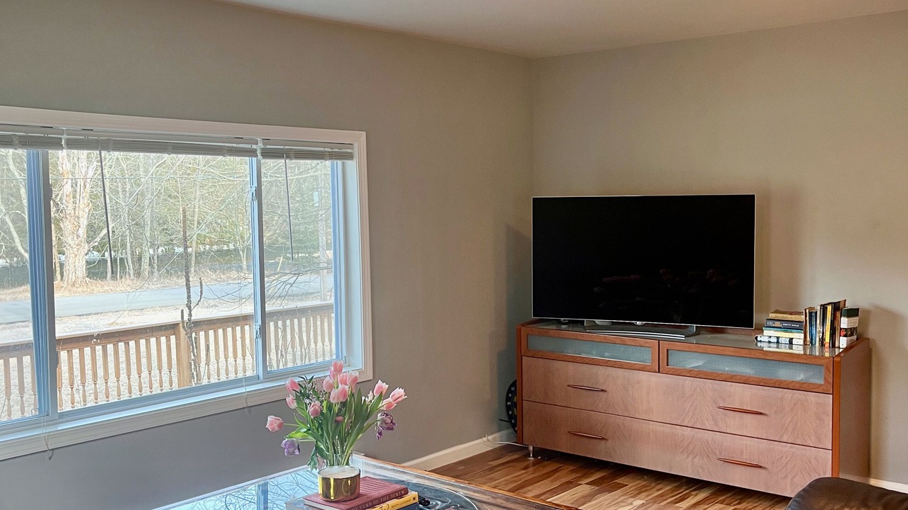 Photo of Livingroom in Monticello