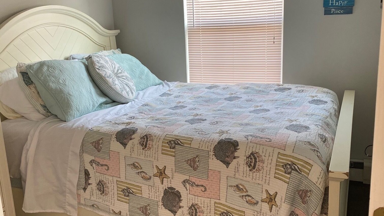 Photo of Bedroom in Long Beach