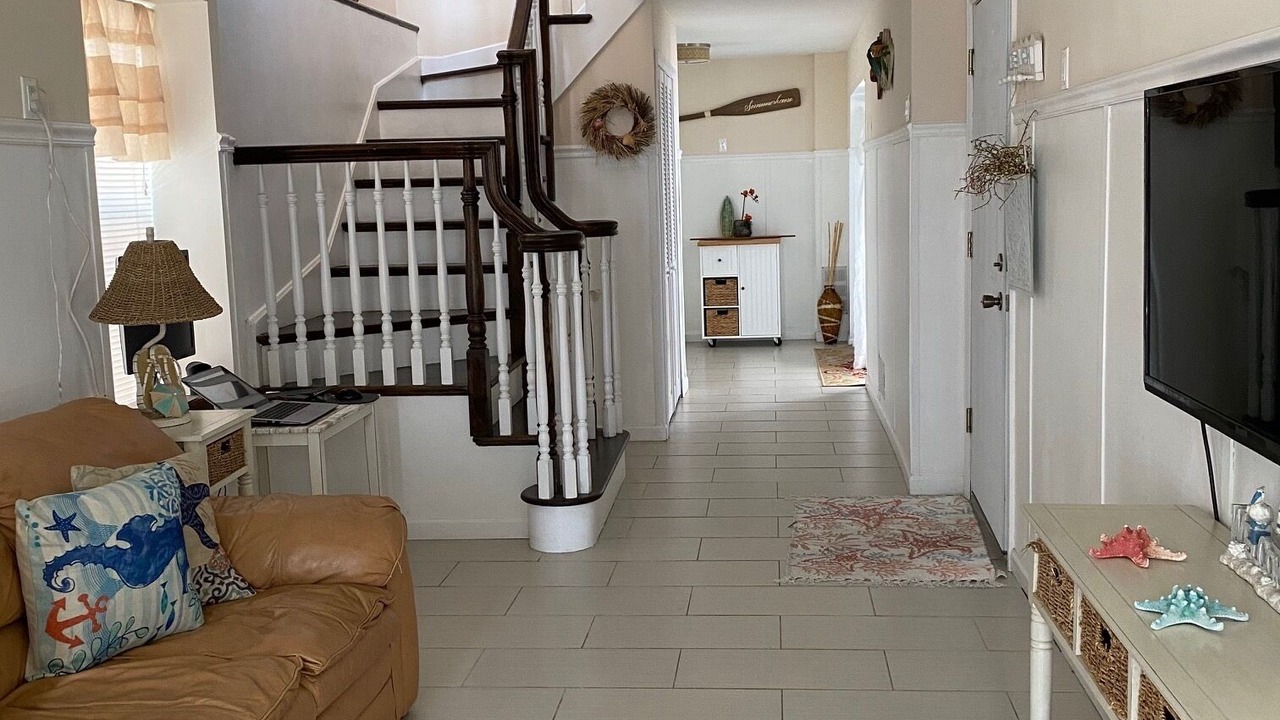 Photo of Livingroom in Long Beach