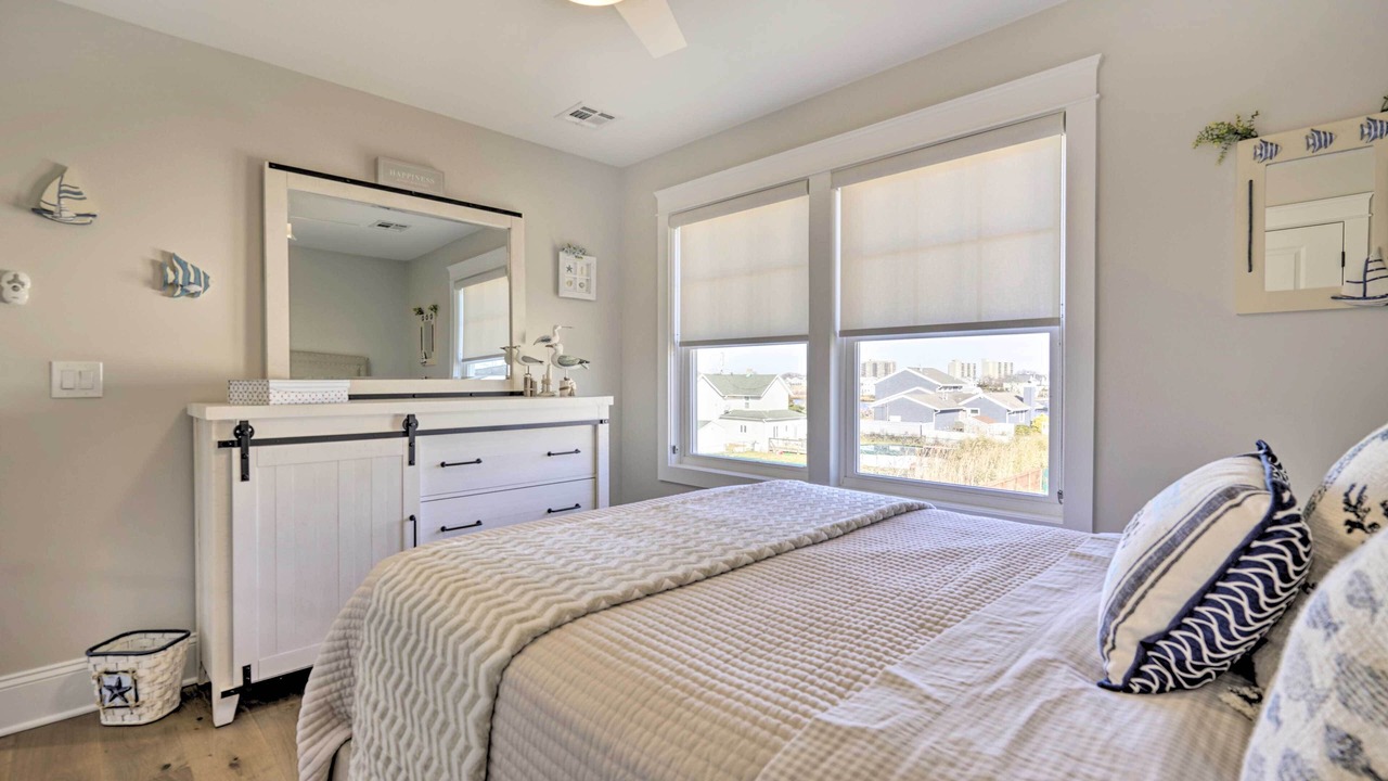 Photo of Bedroom in Long Branch