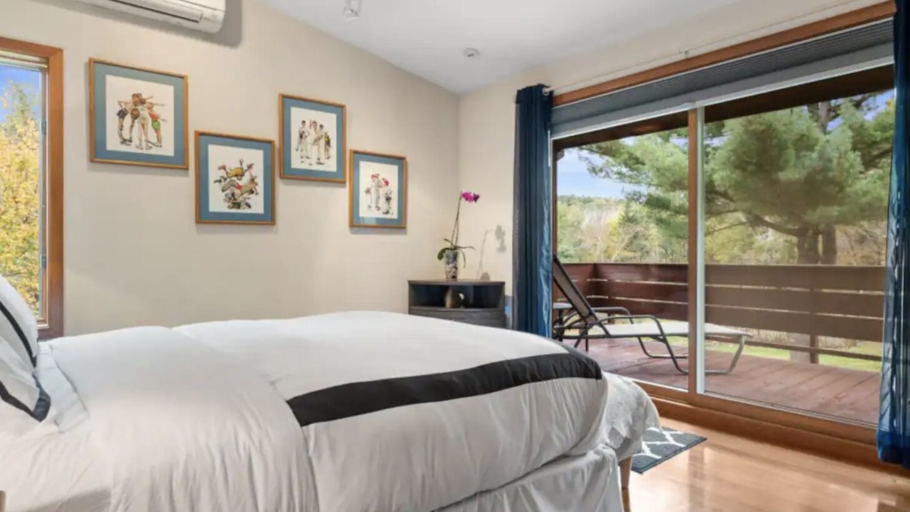 Photo of Bedroom in Copake Lake