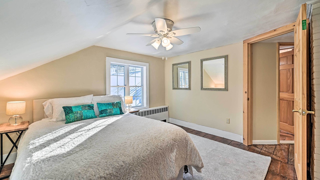 Photo of Bedroom in Town of Conesville