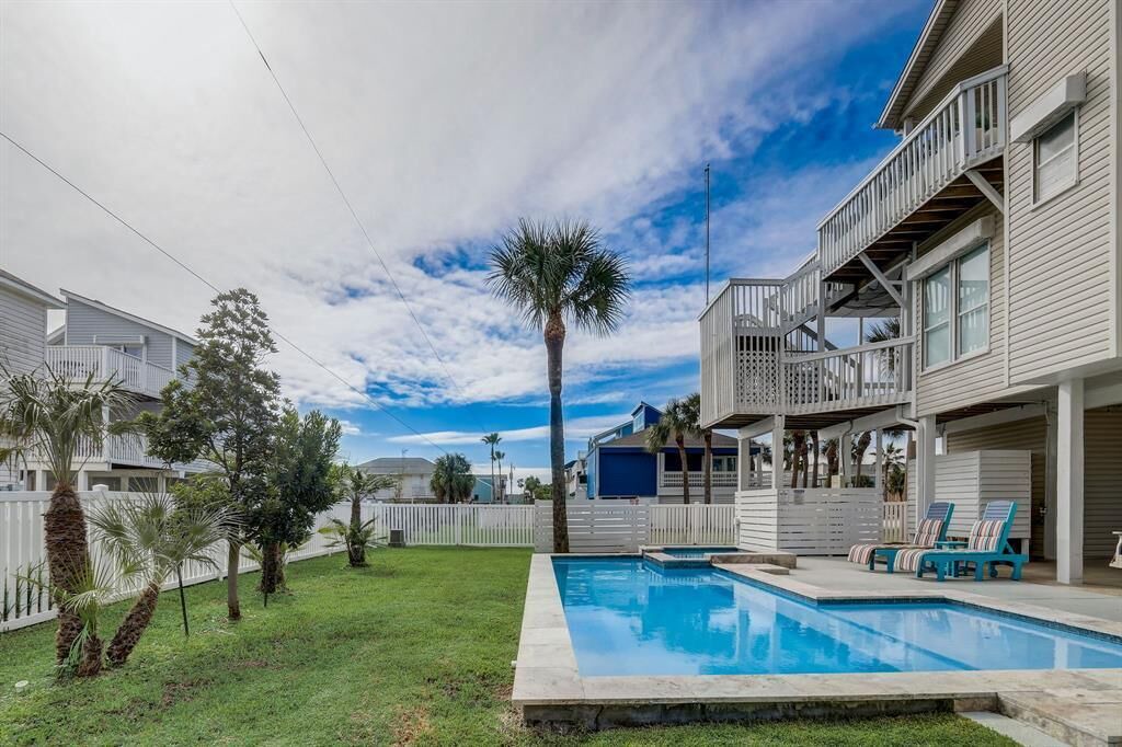 Photo of Outdoor in Pirates Beach