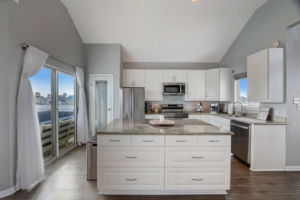 Photo of Kitchen in Pirates Beach