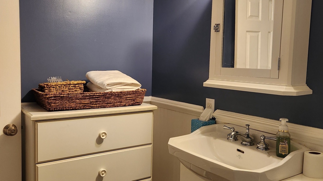 Photo of Bathroom in Pinnacle