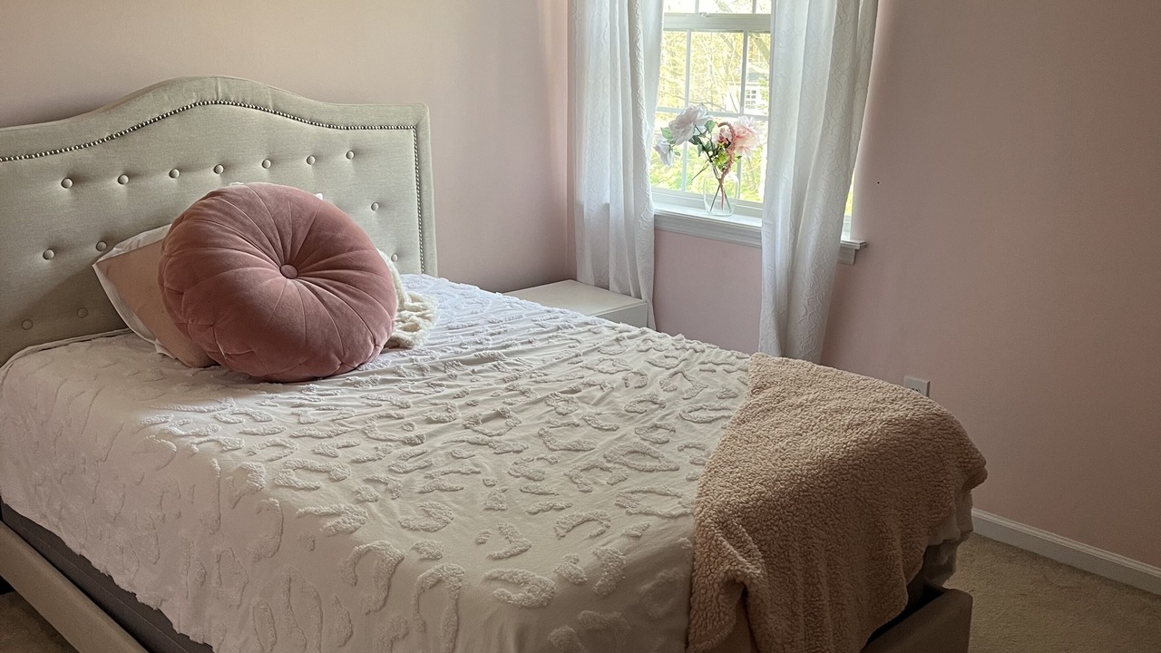 Photo of Bedroom in Geyser Crest