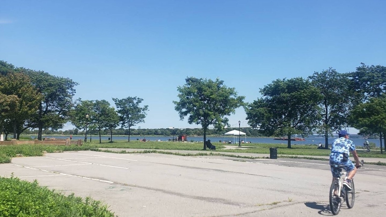 Photo of Outdoor in Clason Point
